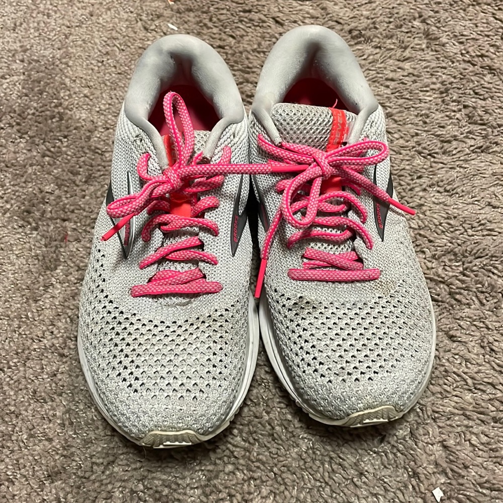 Brooks Ghost Women’s shoes
